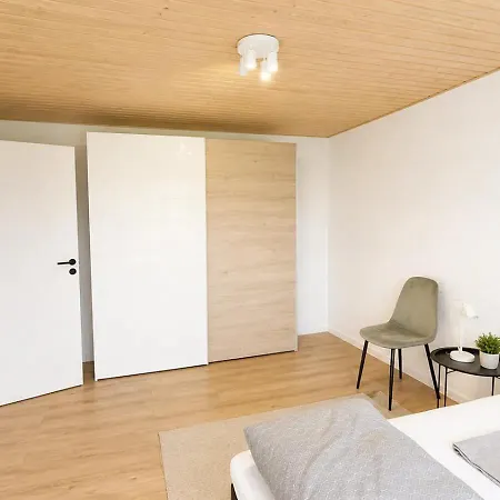 The Storks - Cozy 3 Bedroom In Odense - Full Kitchen - 2026 Renovated - Free Parking Apartmán Agedrup